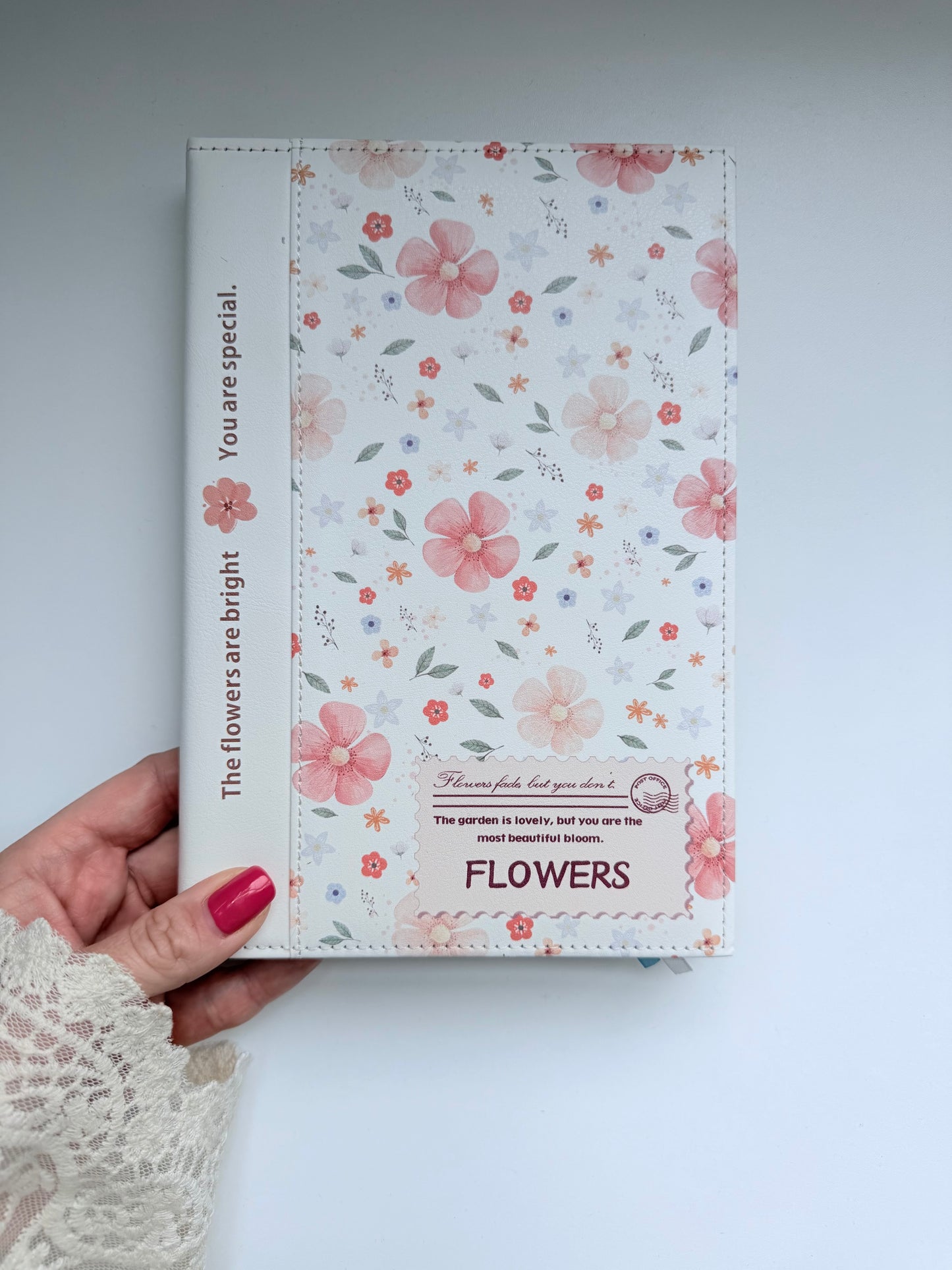 Cozy Notes Signature Notebook - Flora 💐